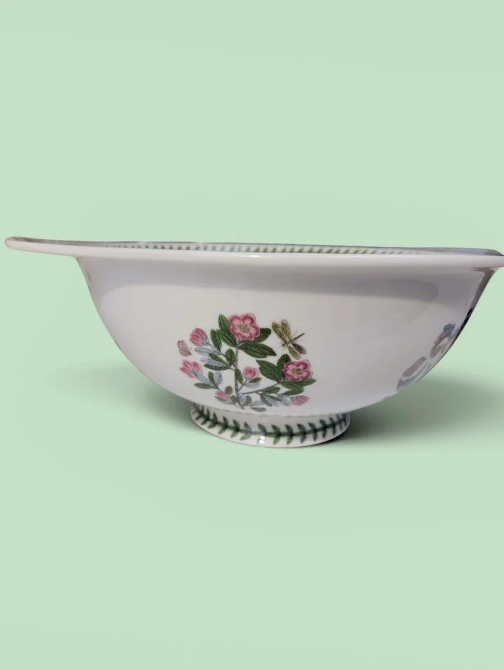 Portmeirion White Ceramic Colander with Green Leaf Border and Floral Motifs, EUC